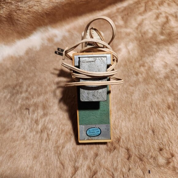 Vintage Desk Lamp Clip-On Light Beige Metal & Plastic Adjustable Fixture MCM Uti - Picture 2 of 6